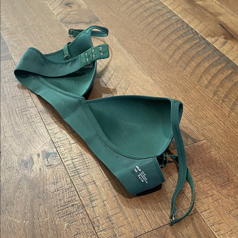 AERIE Real Me Full Coverage Wireless Bra in Sycamore Green